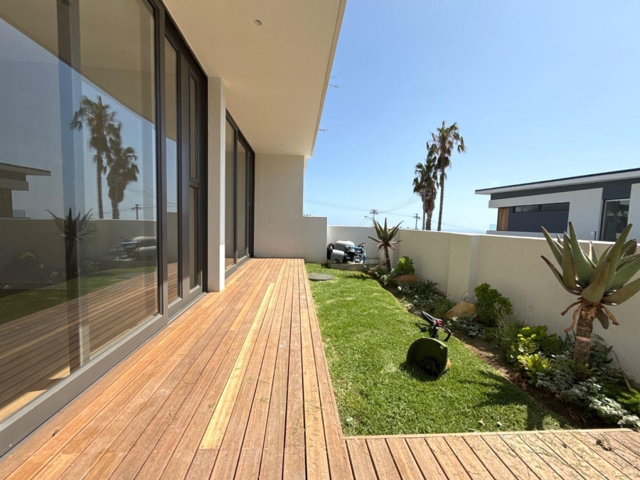 3 Bedroom Property for Sale in Fresnaye Western Cape